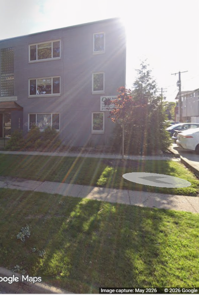 Room photo, 1002 W Springfield Ave, Urbana, IL 61801